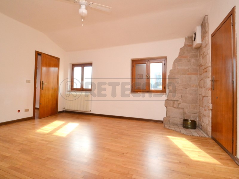 Appartamento in Vendita a Valdagno, zona CENTRO STORICO, 55'000€, 62 m²