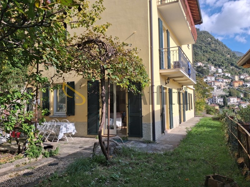 Appartamento in Affitto a Moltrasio, 1'500€, 100 m²
