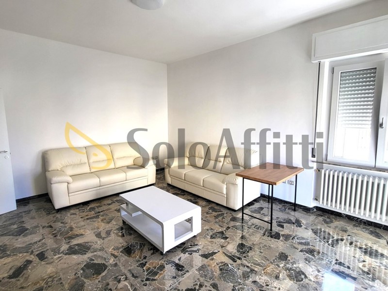 Appartamento in Affitto a Senigallia, zona Portone, 960€, 120 m², arredato