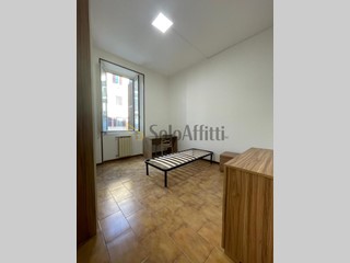 Stanza in Affitto a Frosinone, 300€, 130 m², arredato