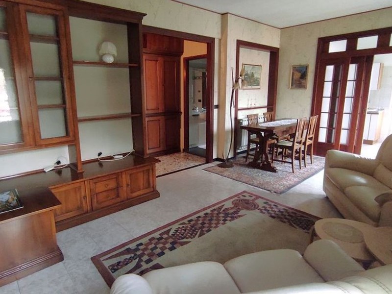 Appartamento in Vendita a Cicagna, zona MONLEONE, 155'000€, 90 m², arredato