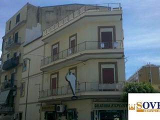 Trilocale in Vendita a Palermo, 95'000€, 80 m²