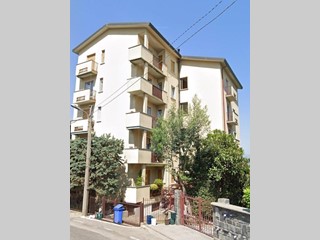 Quadrilocale in Vendita a Besana in Brianza, 33'000€, 96 m², con Box