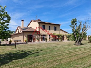 Casa di corte in Vendita a Cascina, 950'000€, 400 m²
