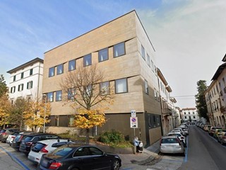 Ufficio in Vendita a Pontedera, 408'280€, 815 m²