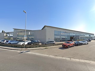 Laboratorio in Vendita a Pontedera, 378'750€, 870 m²