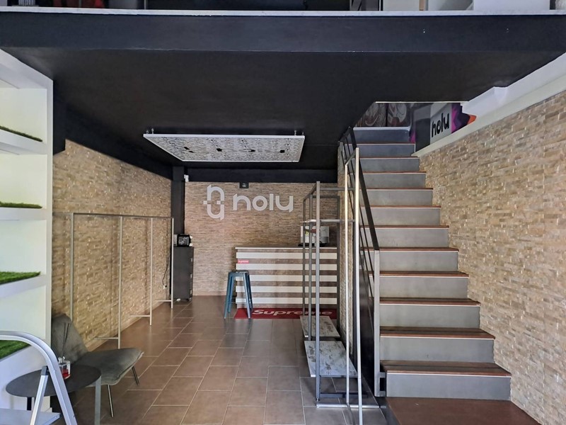 Immobile commerciale in Affitto a Carrara, zona Marina di Carrara, 850€, 50 m²