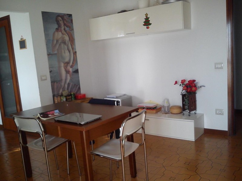 Appartamento in Vendita a Pisa, 320'000€, 125 m², con Box