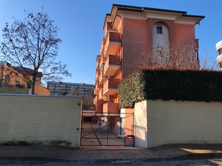Quadrilocale in Vendita a San Giuliano Milanese, 137'625€, 63 m², con Box