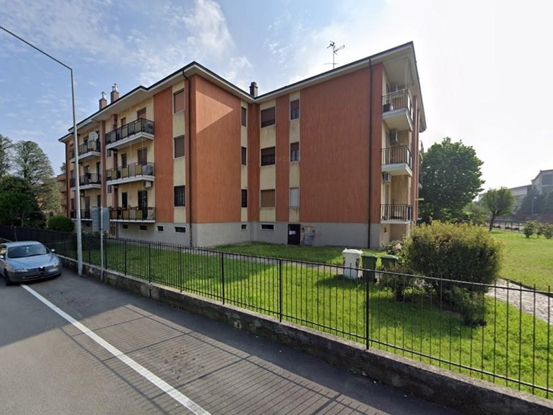 Quadrilocale in Vendita a Dresano, 84'000€, 108 m², con Box