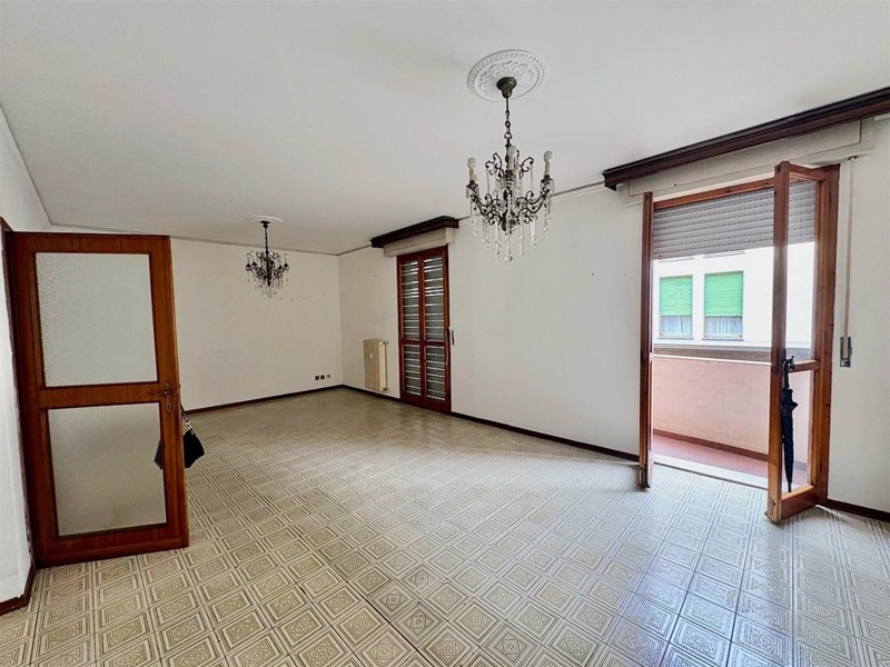 Appartamento in Vendita a Pisa, 380'000€, 125 m²