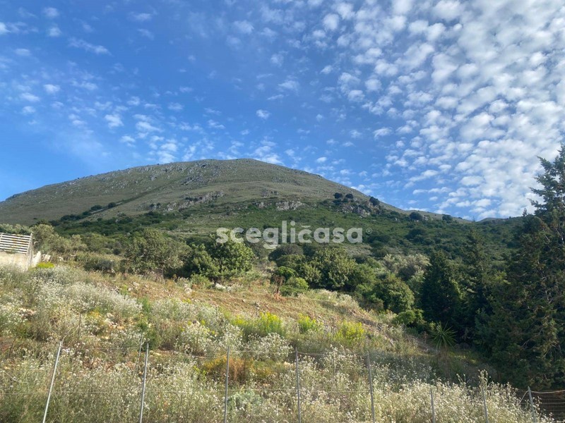 Terreno industriale in Vendita a Torretta, 139'000€, 1854 m²