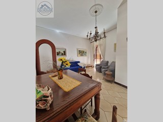 Casa Semi Indipendente in Vendita a Quindici, 48'000€, 180 m²