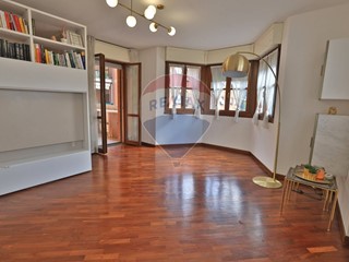 Bilocale in Vendita a Bollate, 230'000€, 80 m²
