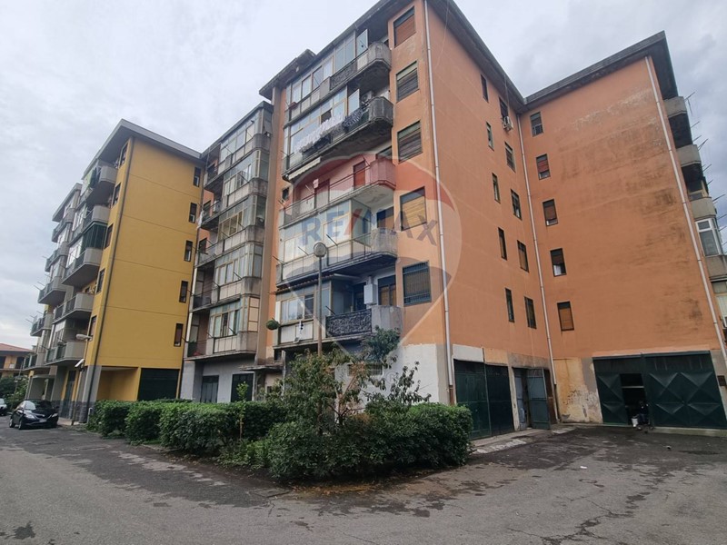 Quadrilocale in Vendita a Acireale, 83'000&euro;, 100 m²