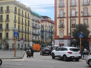 Immobile commerciale in Vendita a Napoli, 45'000€, 62 m²