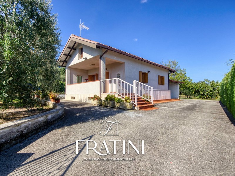 Casa Indipendente in Vendita a Civitella del Tronto, 70'000€, 60 m²