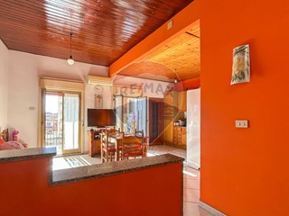 Appartamento in Vendita a Catania, 178'000&euro;, 204 m²