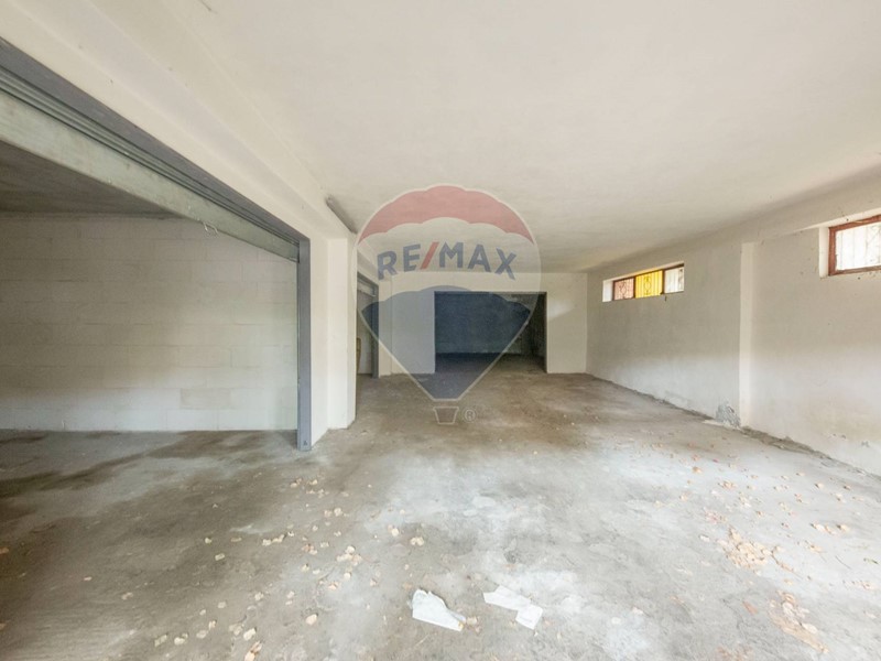 Box in Vendita a Mascalucia, 35'000€, 52 m²