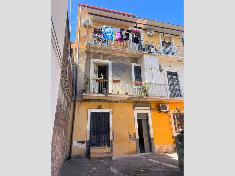 Trilocale in Vendita a Catania, 42'000&euro;, 54 m²