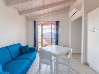 Trilocale in Vendita a Badesi, 120'000€, 49 m²