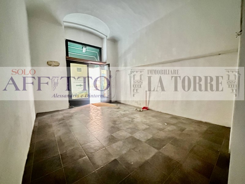 Immobile commerciale in Affitto a Alessandria, 700&euro;, 45 m²