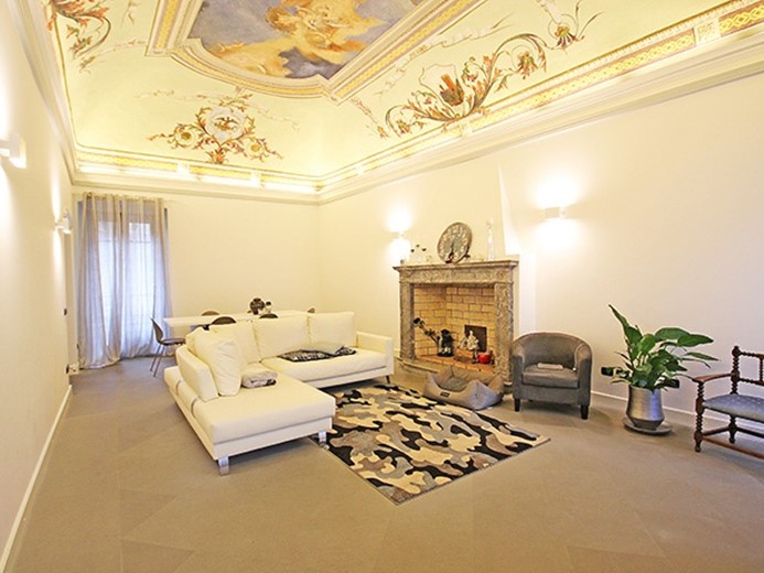 Appartamento in Vendita a Pisogne, 650'000€, 210 m²