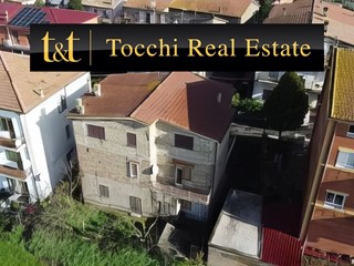 Casa Indipendente in Vendita a Mazzano Romano, 99'000€, 100 m²