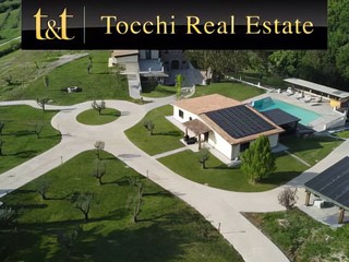 Villa in Vendita a Campagnano di Roma, 2'200'000€, 2500000 m²