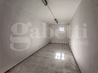 Ufficio in Affitto a Firenze, 1'500€, 60 m²