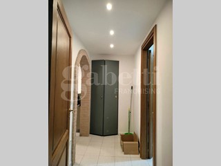 Trilocale in Vendita a Piombino, 120'000€, 70 m²