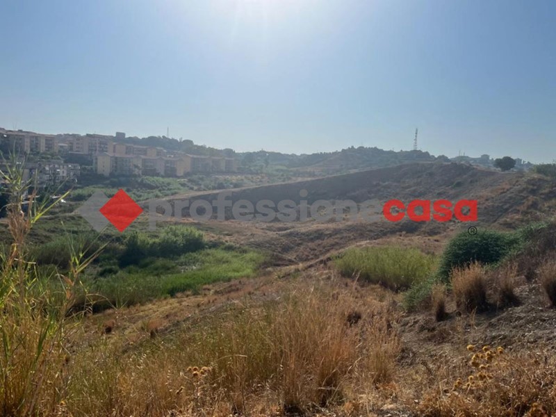 Terreno agricolo in Vendita a Catania, 115'000€, 3554 m²