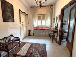 Appartamento in Vendita a Bari, 215'000€, 140 m²