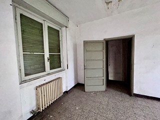 Casa Indipendente in Vendita a Zerbolò, 75'000€, 190 m²