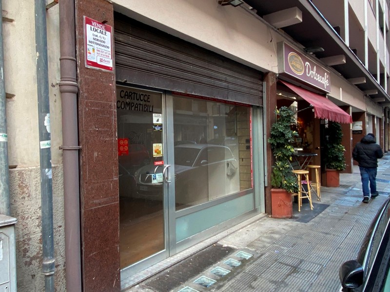 Negozio in Vendita a Bari, 70'000€, 35 m²