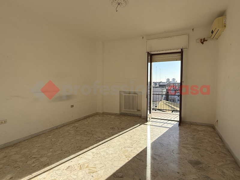 Trilocale in Vendita a Taranto, 95'000€, 117 m²