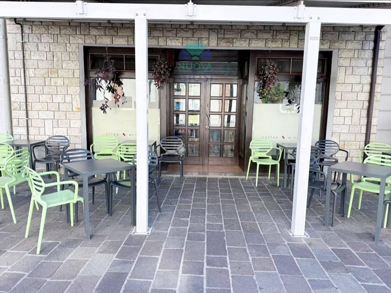 Attività commerciale in Vendita a Staranzano, 119'000€, 85 m²