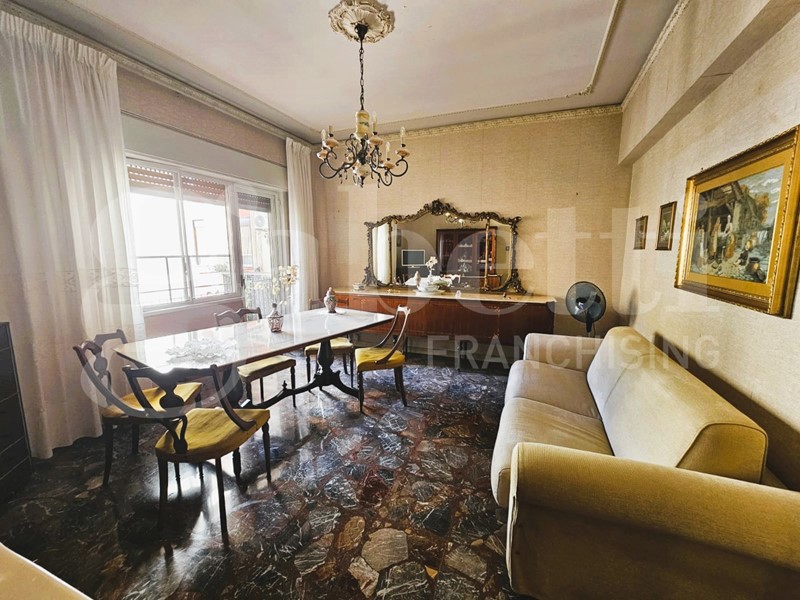 Trilocale in Vendita a Messina, 129'000€, 118 m²