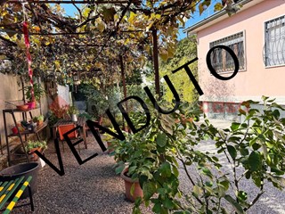 Trilocale in Vendita a Pioltello, 265'000&euro;, 80 m², con Box