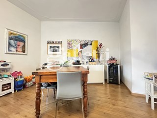 Quadrilocale in Vendita a Firenze, 450'000€, 112 m²
