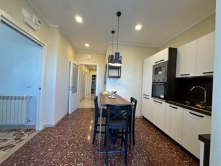 Trilocale in Affitto a Milazzo, 700€, 89 m², arredato