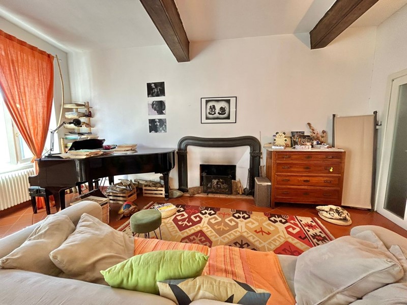 Appartamento in Vendita a Sarzana, 370'000€, 145 m²