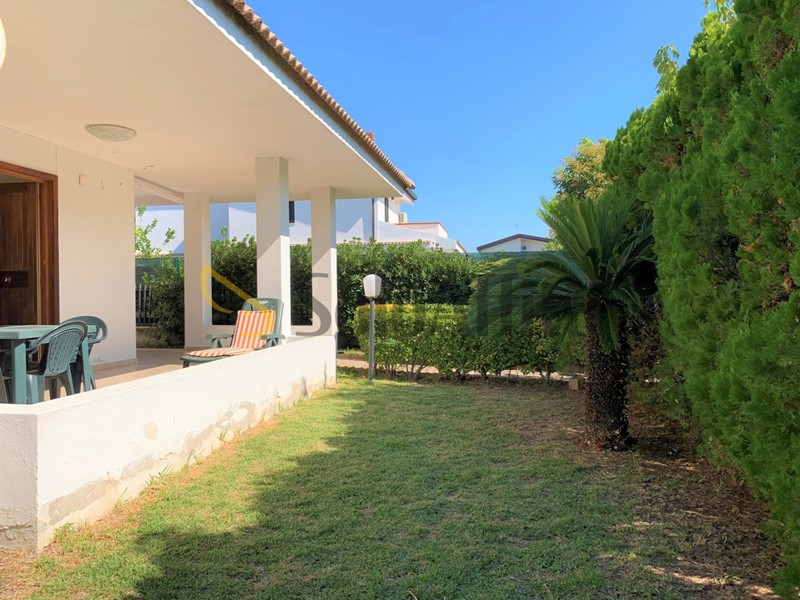 Villa in Affitto a Simeri Crichi, 500€, 70 m², arredato