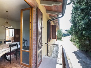 Casa Semi Indipendente in Vendita a Rapolano Terme, 155'000€, 70 m², con Box