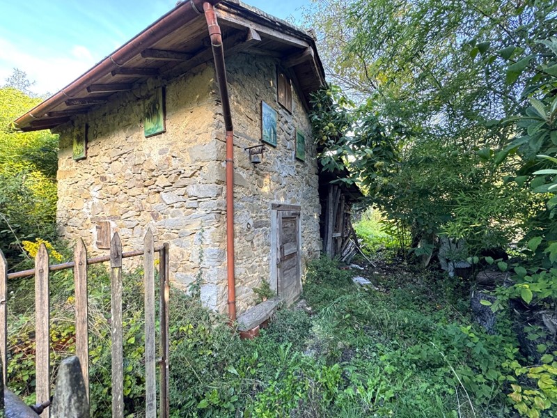 Casa Semi Indipendente in Vendita a Cantagallo, 35'000€, 60 m²