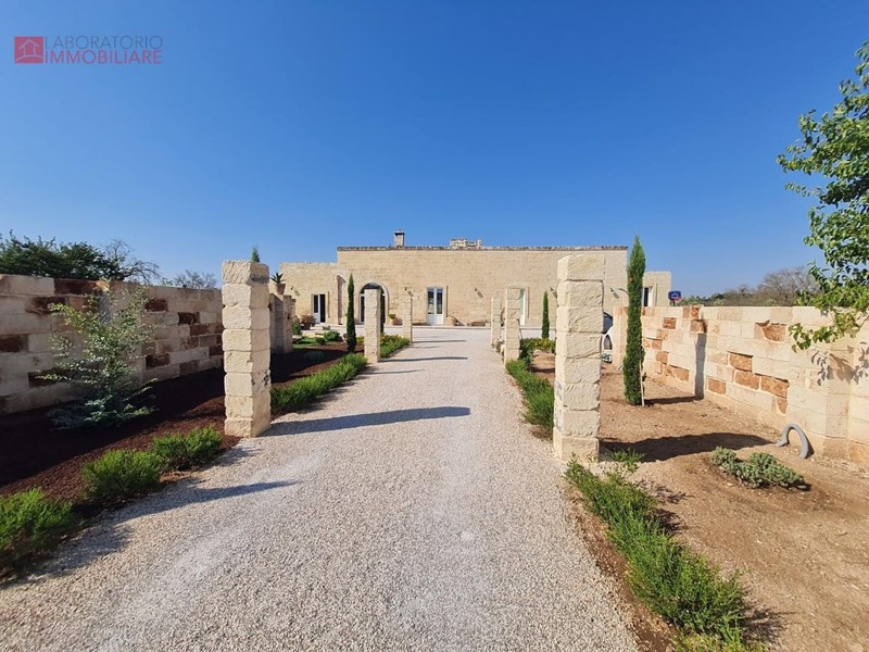 Villa in Vendita a Cavallino, 630'000€, 210 m²