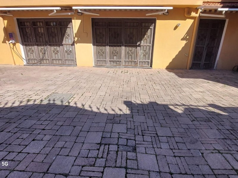 Casa Indipendente in Vendita a Livorno, 385'000&euro;, 130 m², con Box