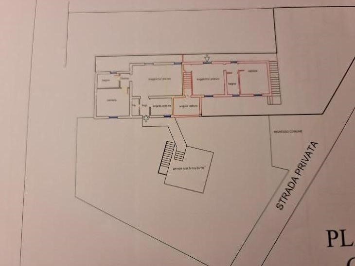 Casa Semi Indipendente in Vendita a Carrara, zona Battilana, 120'000€, 120 m², con Box