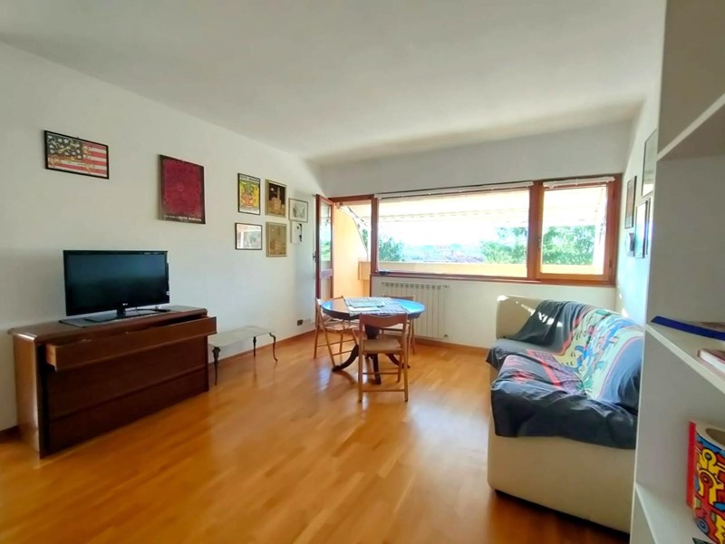 Quadrilocale in Vendita a Massa, zona Marina di Massa, 250'000€, 101 m²