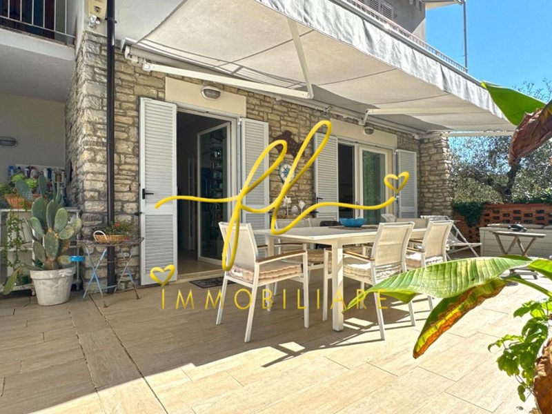 Trilocale in Vendita a Rosignano Marittimo, zona Castiglioncello, 370'000€, 86 m²